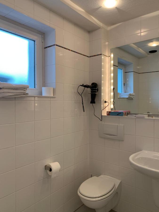 Appartement Koln In Bornheim-Sechtem, Nahe Phantasialand, Bruhl, Koln, Bonn, Db-Anschluss, Messe-Koln, Business-Komfort Bornheim  Exteriör bild